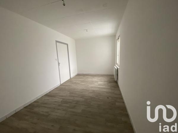 Immeuble à vendre 250 m² Crèvecœur-le-Grand