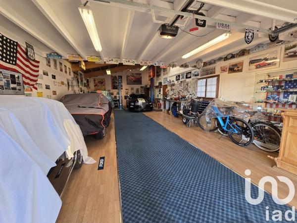 Maison 5 pièces de 92 m² à Cusset (03300)