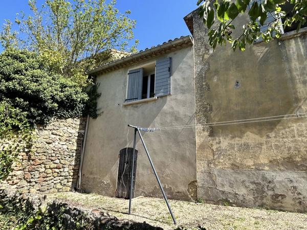 Alleins , comme un LOFT , jardin, grand garage - remise proche Golf Pont Royal