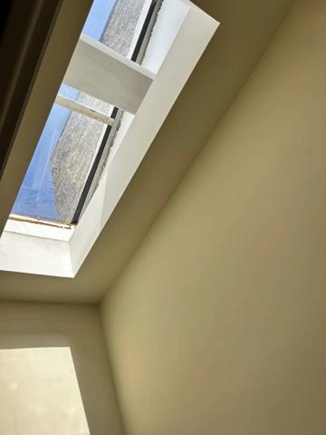 Alleins , comme un LOFT , jardin, grand garage - remise proche Golf Pont Royal