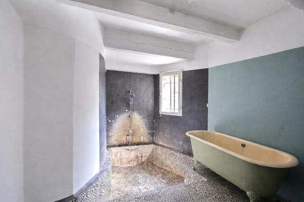 A vendre en exclusivité Nestenn Saint-Victoret ? Maison de charme de 167 m² avec garage de 47 m² ? Bouc-Bel-Air