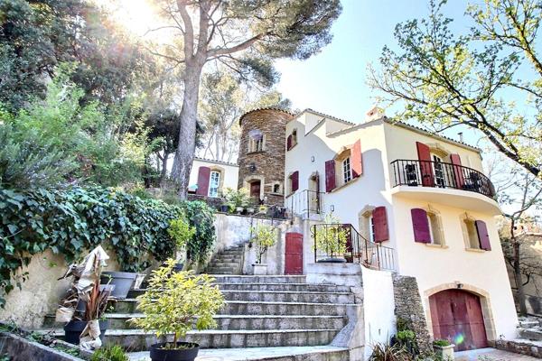 A vendre en exclusivité Nestenn Saint-Victoret ? Maison de charme de 167 m² avec garage de 47 m² ? Bouc-Bel-Air