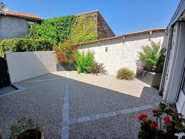 Maison de caractère rénovée 140 m² . Coup de coeur assuré !