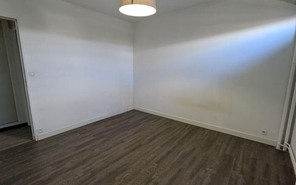 Appartement à vendre    2 pièces • 53,56 m2 Hérouville-Saint-Clair