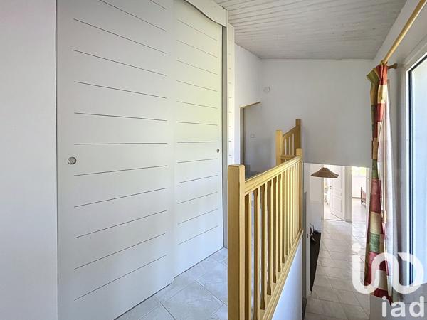 Maison 6 pièces de 155 m² à Dompierre-sur-Mer (17139)