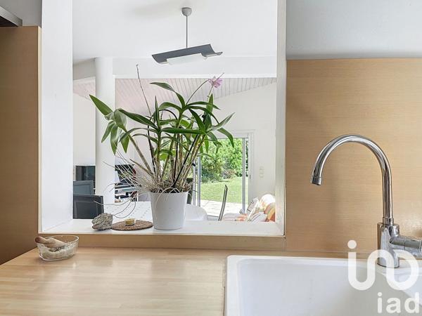 Maison 6 pièces de 155 m² à Dompierre-sur-Mer (17139)