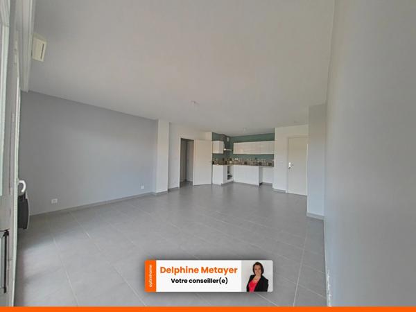 Appartement T3 récent avec terrasse, au dernier étage au Le Luc (Var)