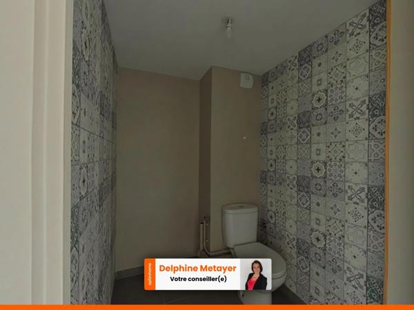 Appartement T3 récent avec terrasse, au dernier étage au Le Luc (Var)