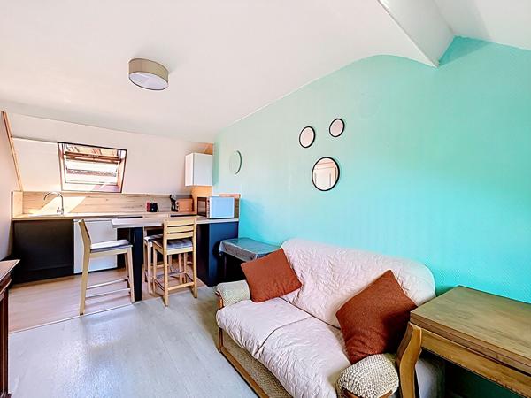 Appartement 2 pièces dernier étage meublé proche Thermes 25,46 m² Aix-les-Bains