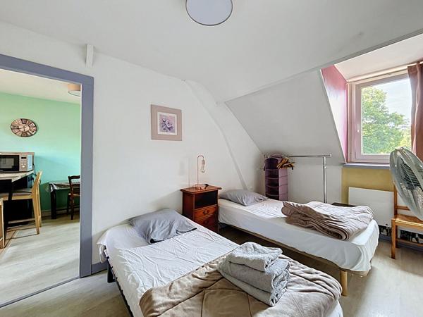 Appartement 2 pièces dernier étage meublé proche Thermes 25,46 m² Aix-les-Bains