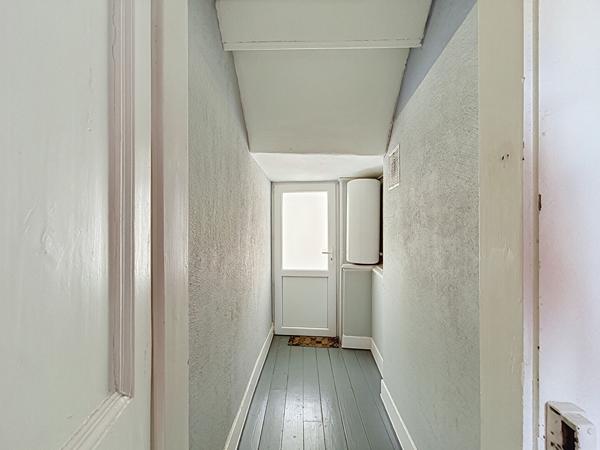 Appartement 2 pièces dernier étage meublé proche Thermes 25,46 m² Aix-les-Bains