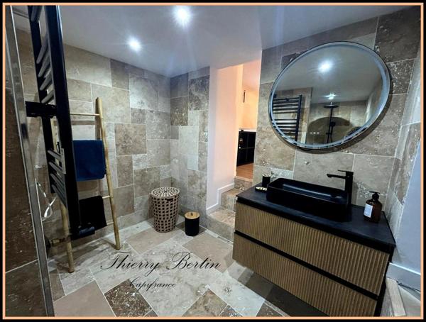 Appartement / Loft à vendre 2 pièces NICE (06)