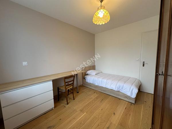 Maison meublée Heyrieux 4 pièce(s) 82.81 m2  jardin, garage