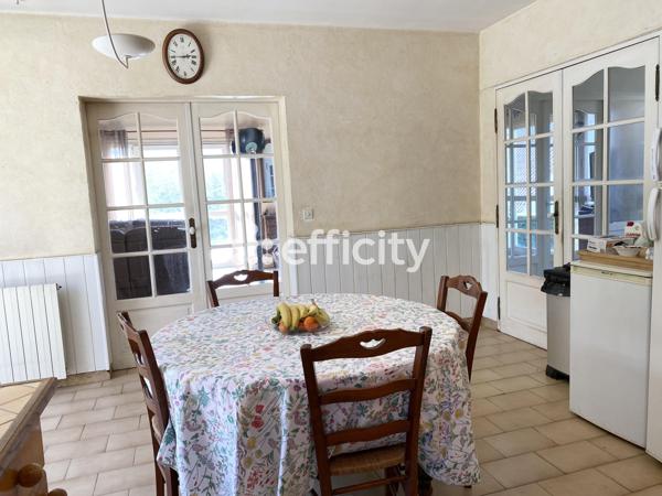 Maison 7 pièces - 179 m²