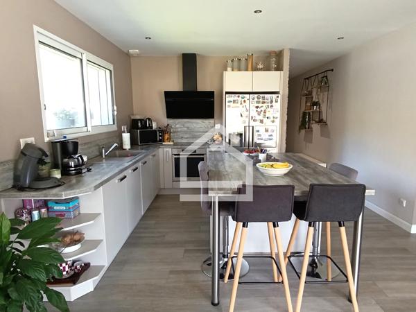 Maison 5 pièce(s) 4 chambre(s) 133 m²
