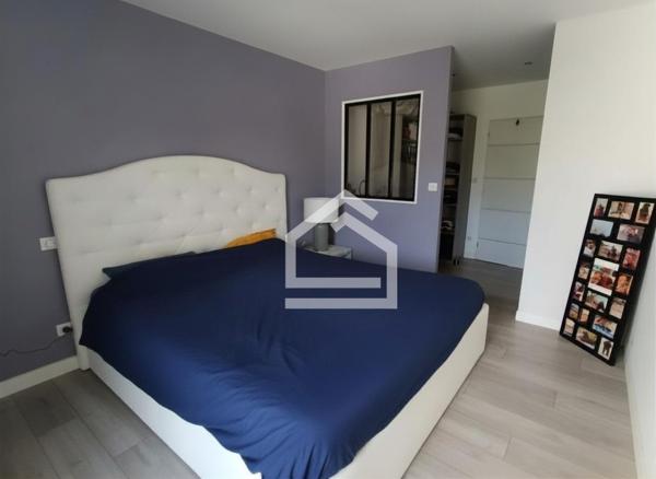 Maison 5 pièce(s) 4 chambre(s) 133 m²
