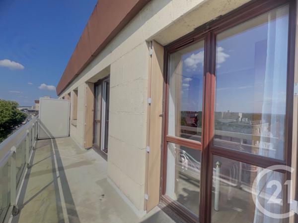 Appartement F1 à vendre  1 pièce - 29,69 m2 LE BOURGET - 93