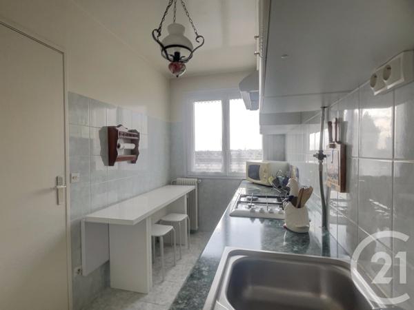 Appartement F1 à vendre  1 pièce - 29,69 m2 LE BOURGET - 93