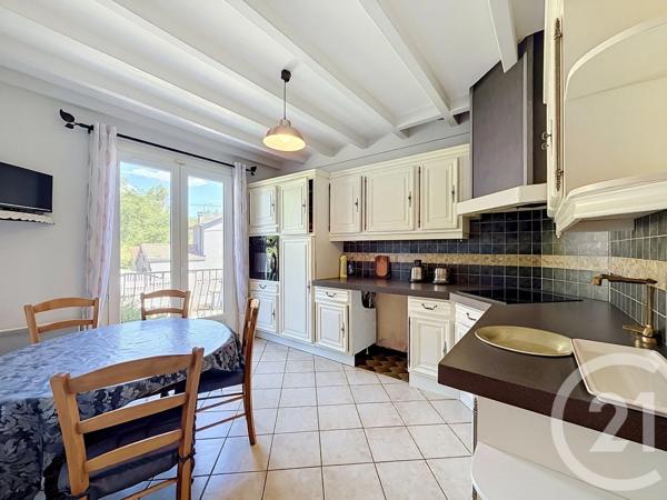 Maison à vendre  5 pièces - 140 m 2   COURNON D AUVERGNE  - 63