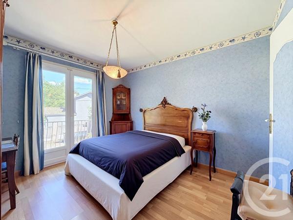 Maison à vendre  5 pièces - 140 m 2   COURNON D AUVERGNE  - 63