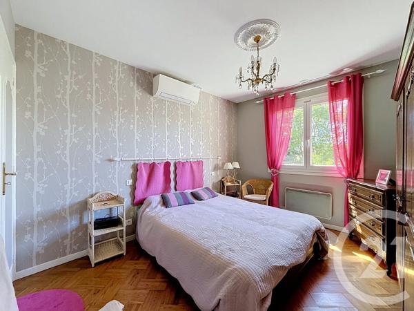Maison à vendre  5 pièces - 140 m 2   COURNON D AUVERGNE  - 63