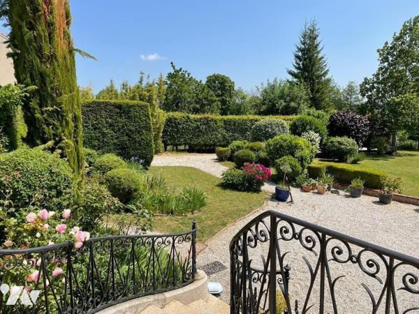 Maison de charme en parfait état