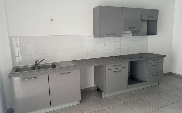 Appartement à vendre    3 pièces • 78,14 m2 Le Lamentin