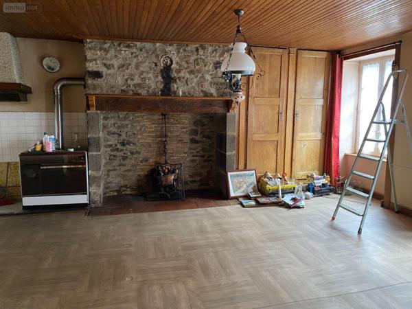 Maison à vendre à Mauriac dans le Cantal (15200), ref : 15060/930