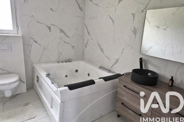 Maison à vendre 6 pièces 157,11 m² Terrasson-Lavilledieu