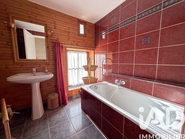 Maison à vendre 6 pièces 138 m² Saint-Léomer