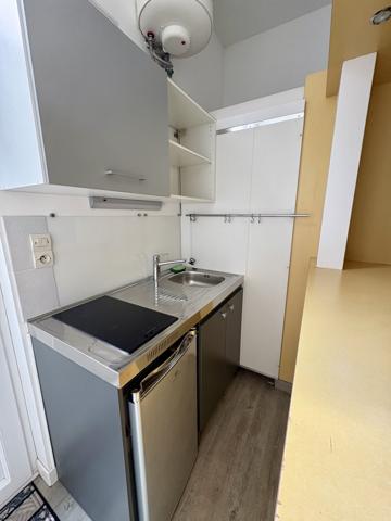 Studio (toutes charges incluses) - BAS DU CENTRE VILLE Poitiers (86000)