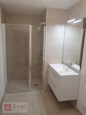 AMNEVILLE - APPARTEMENT T2 - 48 M² - TERRASSE - ACCESSIBILITE PMR