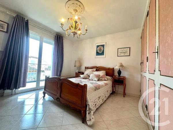 Maison à vendre  6 pièces - 135 m 2   SIX FOURS LES PLAGES  - 83