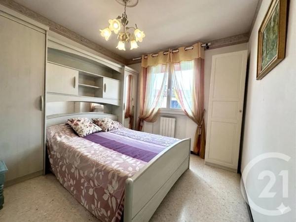 Maison à vendre  6 pièces - 135 m 2   SIX FOURS LES PLAGES  - 83