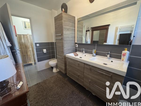 Maison à vendre 5 pièces 113 m² Saint-Maximin-la-Sainte-Baume