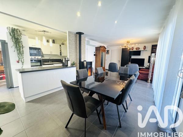 Maison à vendre 5 pièces 113 m² Saint-Maximin-la-Sainte-Baume