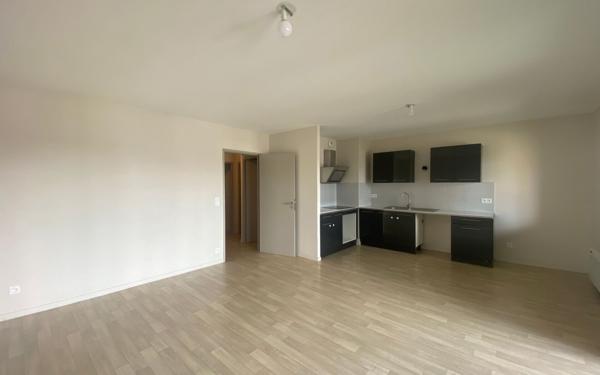 Appartement à louer    3 pièces •  Montbartier