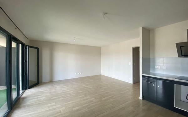 Appartement à louer    3 pièces •  Montbartier