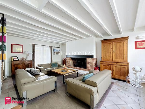 Maison Bessieres 5 pièce(s) 184 m2