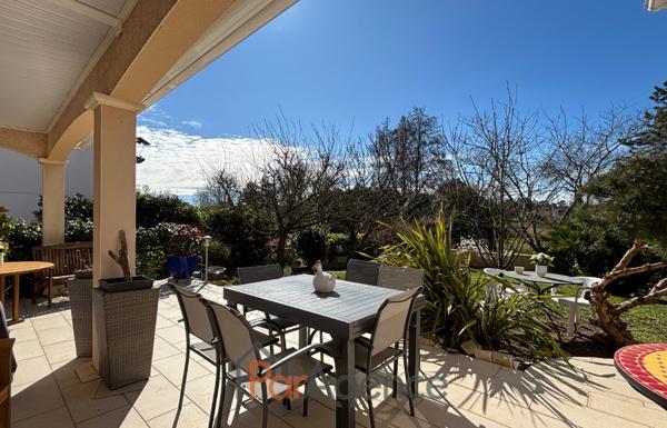 MAISON VUE SUR LAC 4PP 143 M2