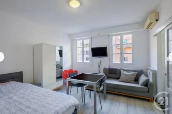 Appartement F2 à vendre  2 pièces - 24,52 m 2   NICE  - 06