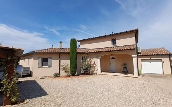 Maison à vendre    6 pièces • 203 m2 Blauzac