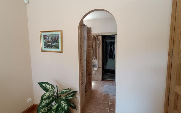 Maison à vendre    6 pièces • 203 m2 Blauzac