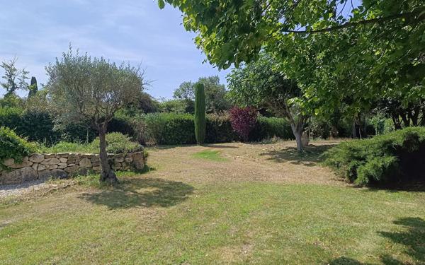 Maison à vendre    6 pièces • 203 m2 Blauzac