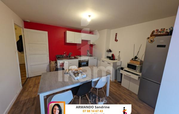 BAR RESTAURANT LAPEYROUSE MORNAY 130 M2