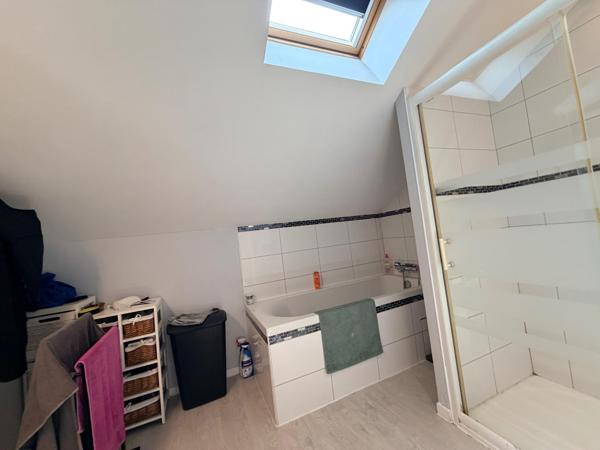 Maison de ville avec locataire en place