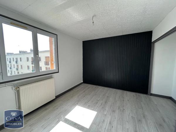 Appartement à louer 4 pièces 77.11m² Decize (58300)