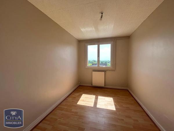 Appartement à louer 4 pièces 77.11m² Decize (58300)