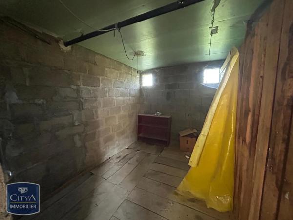 Appartement à louer 4 pièces 77.11m² Decize (58300)