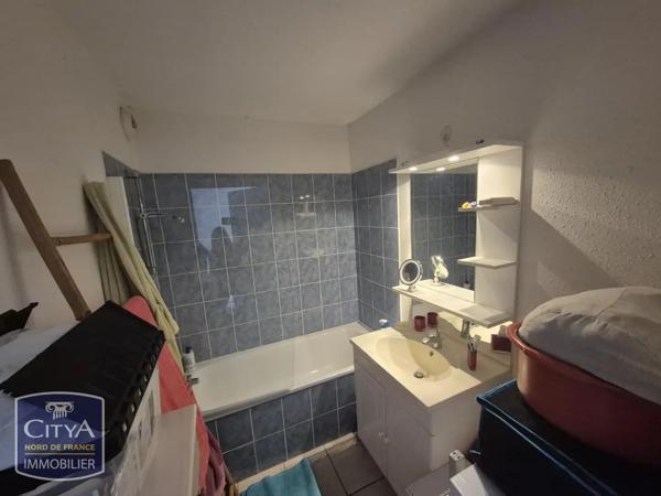 Appartement à louer 2 pièces 47.82m² Saint-Saulve (59880)